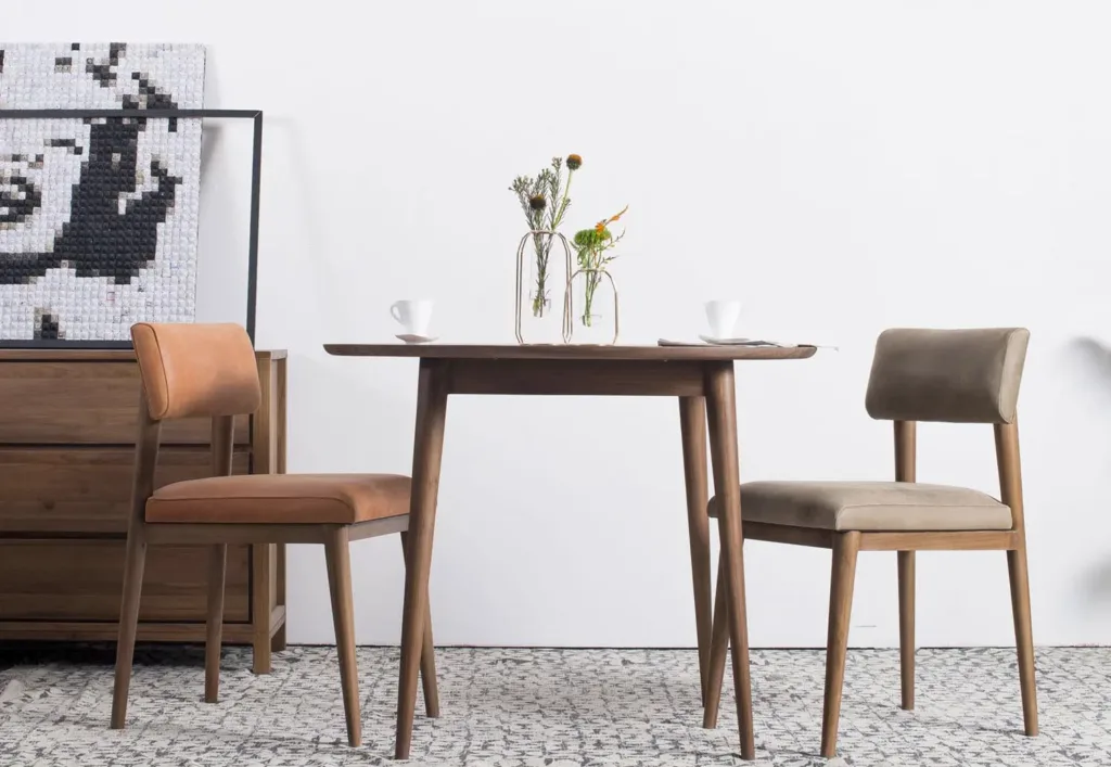 實木餐椅打造餐廳空間