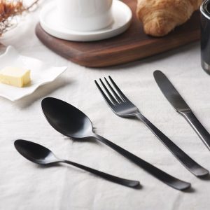 Oslo餐具4件組-霧黑色