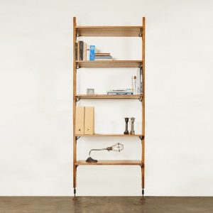 Theo煙燻橡木壁面層架組合(層板組)