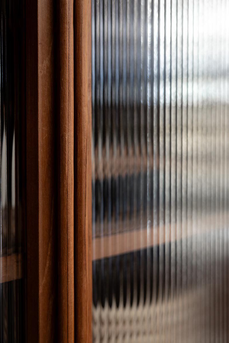 高櫃, 書架書櫃, dBodhi 工業風家具, 靈魂老柚木家具 Motion 二門五層玻璃儲物櫃-14