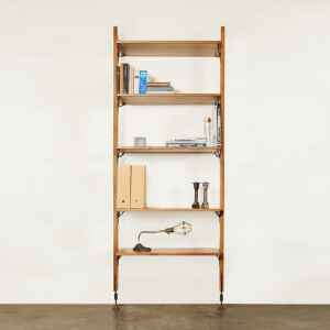 Theo煙燻橡木壁面層架組合(層板組)